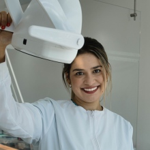 Dra. Natalia Mira Rua, Natalia Mira — Periodoncia e Implantes Dentales