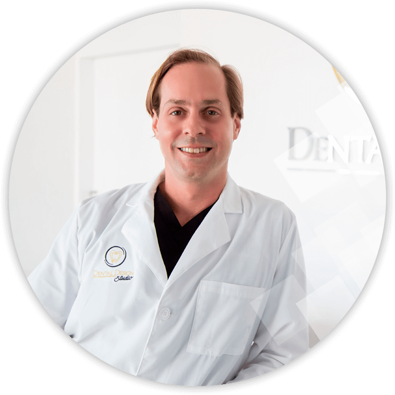 Dr. Juan C. Sforzina, Dental Design Studio Cancun