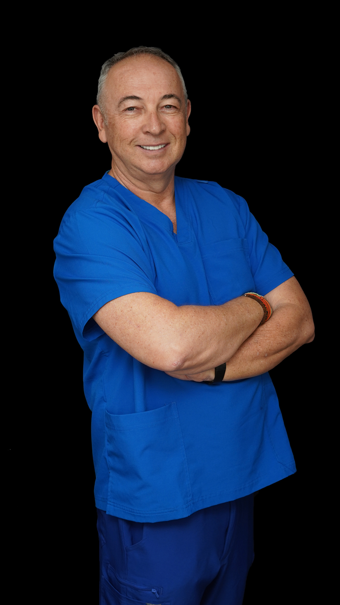 Dr. Mark Shtern, Mark Shtern Dental Clinic